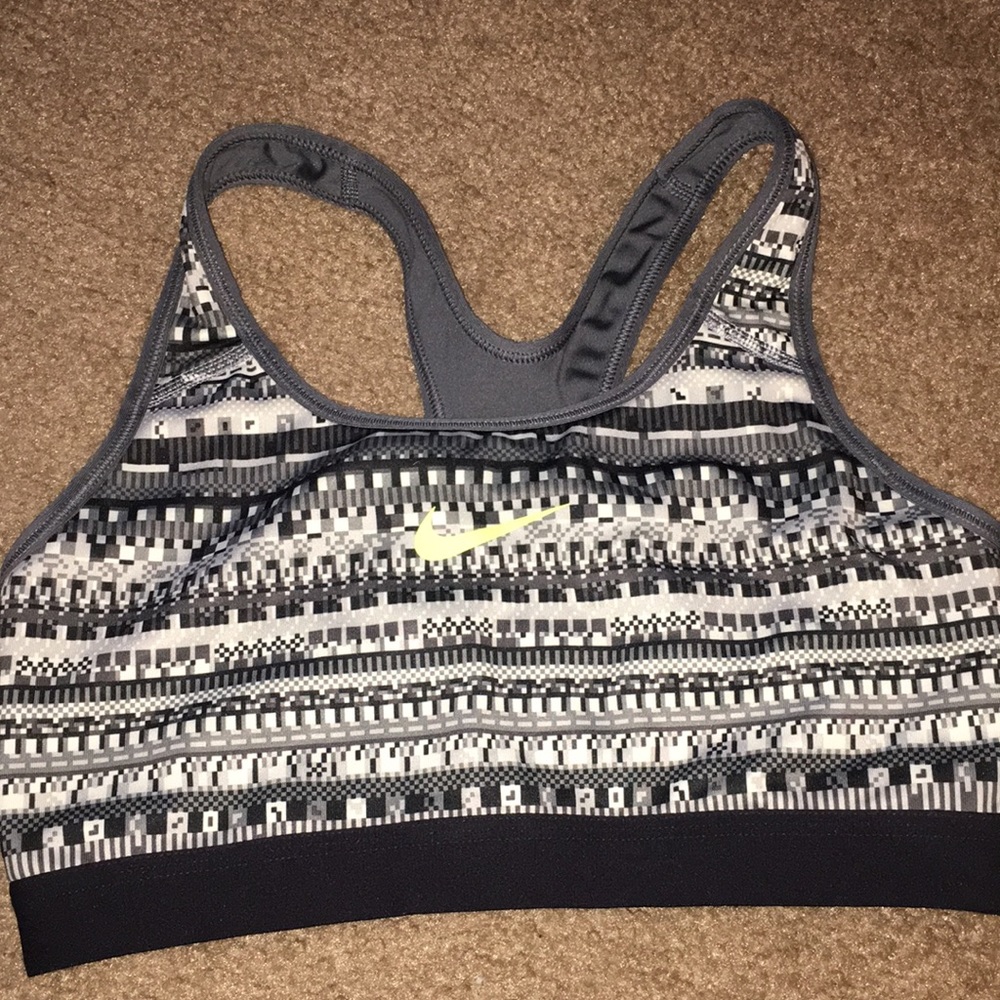 nike sports bra